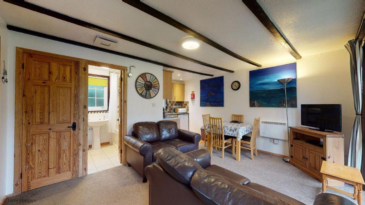 01 Tudor Court, Tolroy Manor Hayle Dış mekan fotoğraf